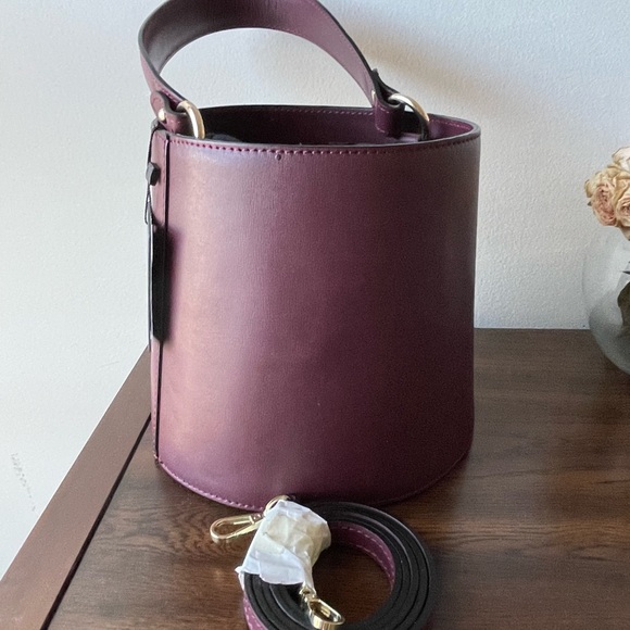 Burgundy Bucket Bag (Italian) - Picture 3 of 6
